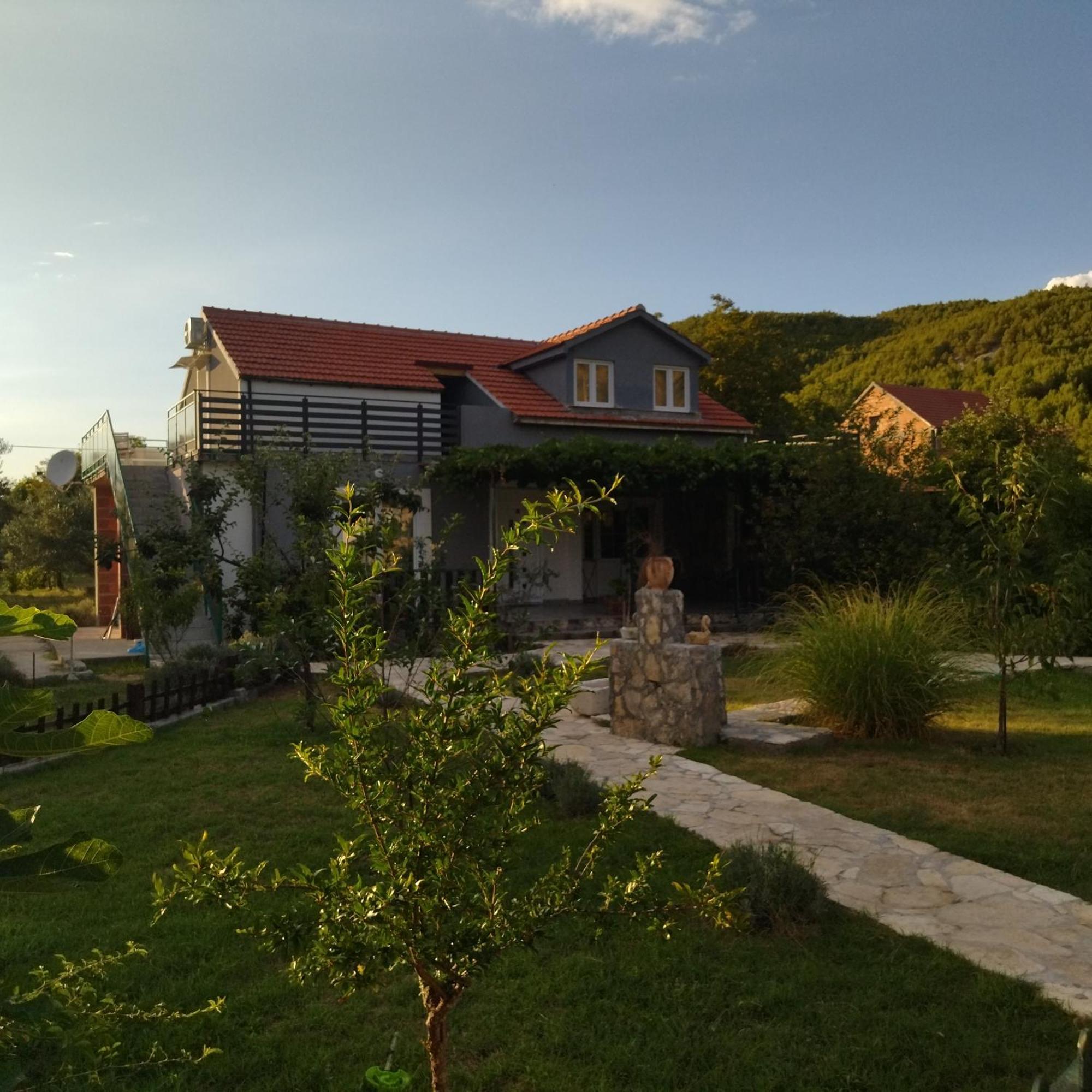 Banin Hotel Skradin Buitenkant foto